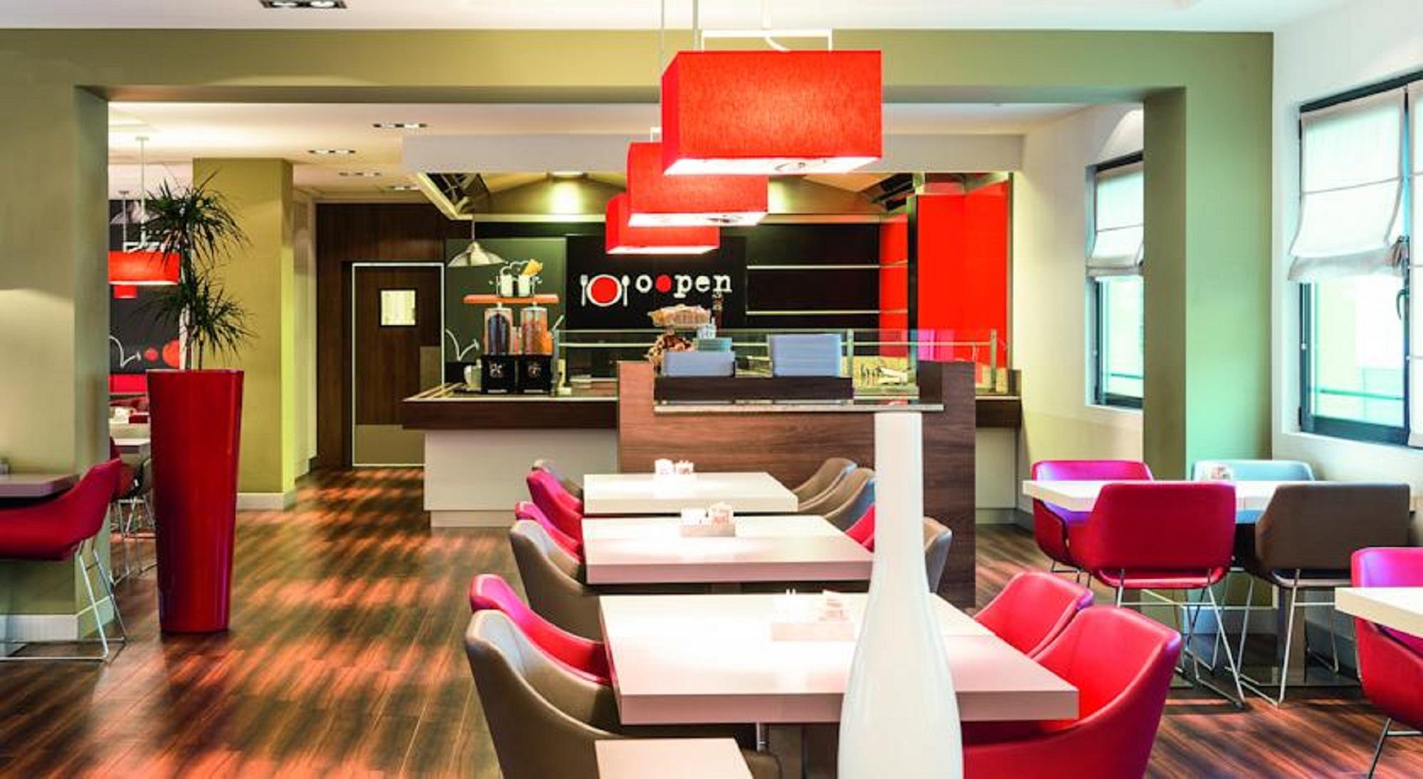 Hotel Ibis Milano Malpensa Cardano Al Campo Esterno foto