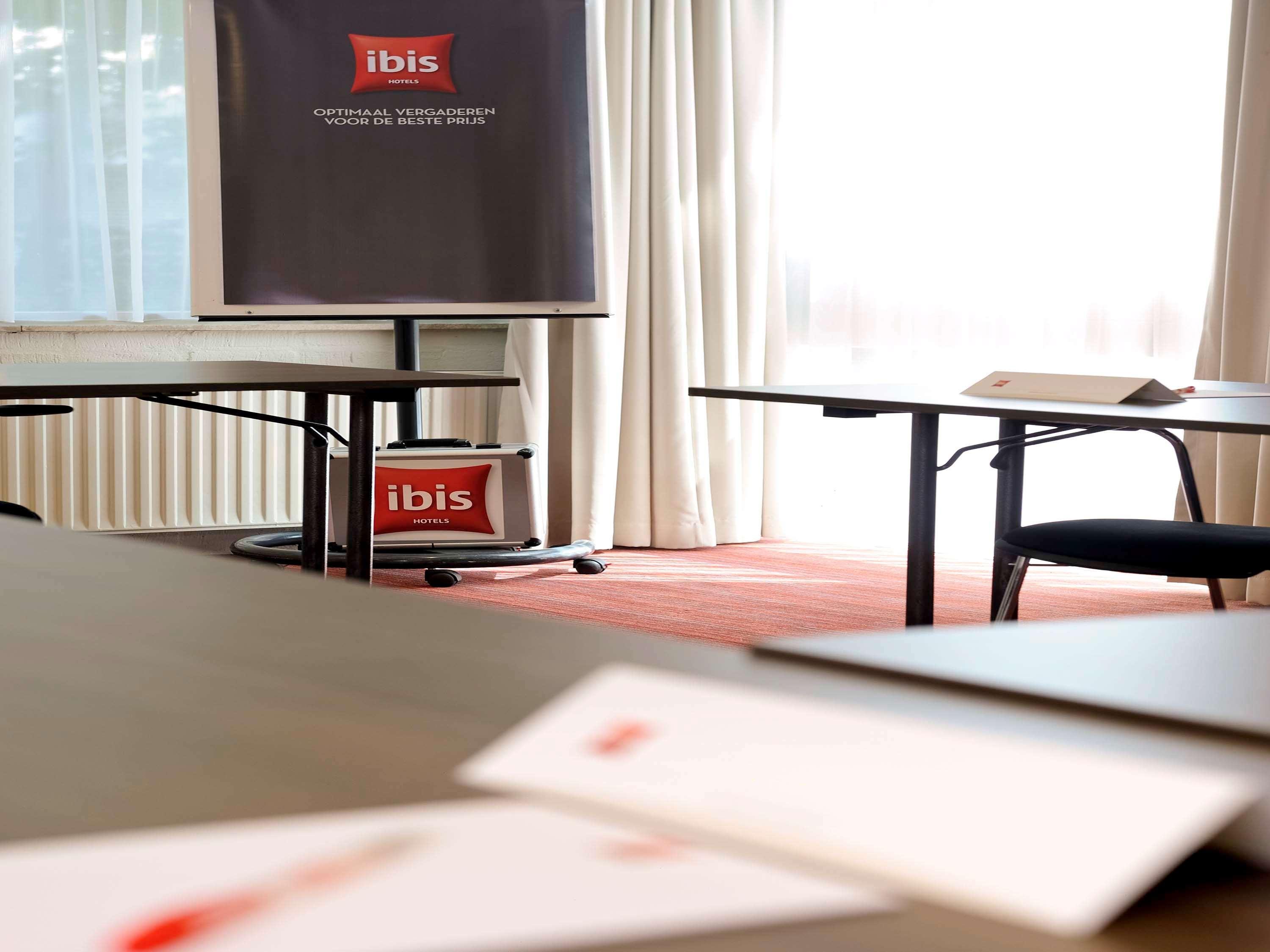 Hotel Ibis Milano Malpensa Cardano Al Campo Esterno foto
