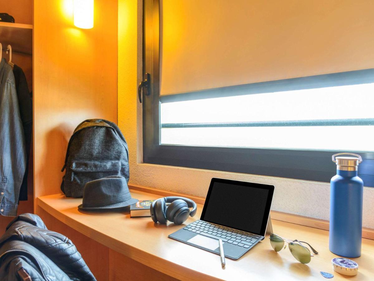 Hotel Ibis Milano Malpensa Cardano Al Campo Esterno foto