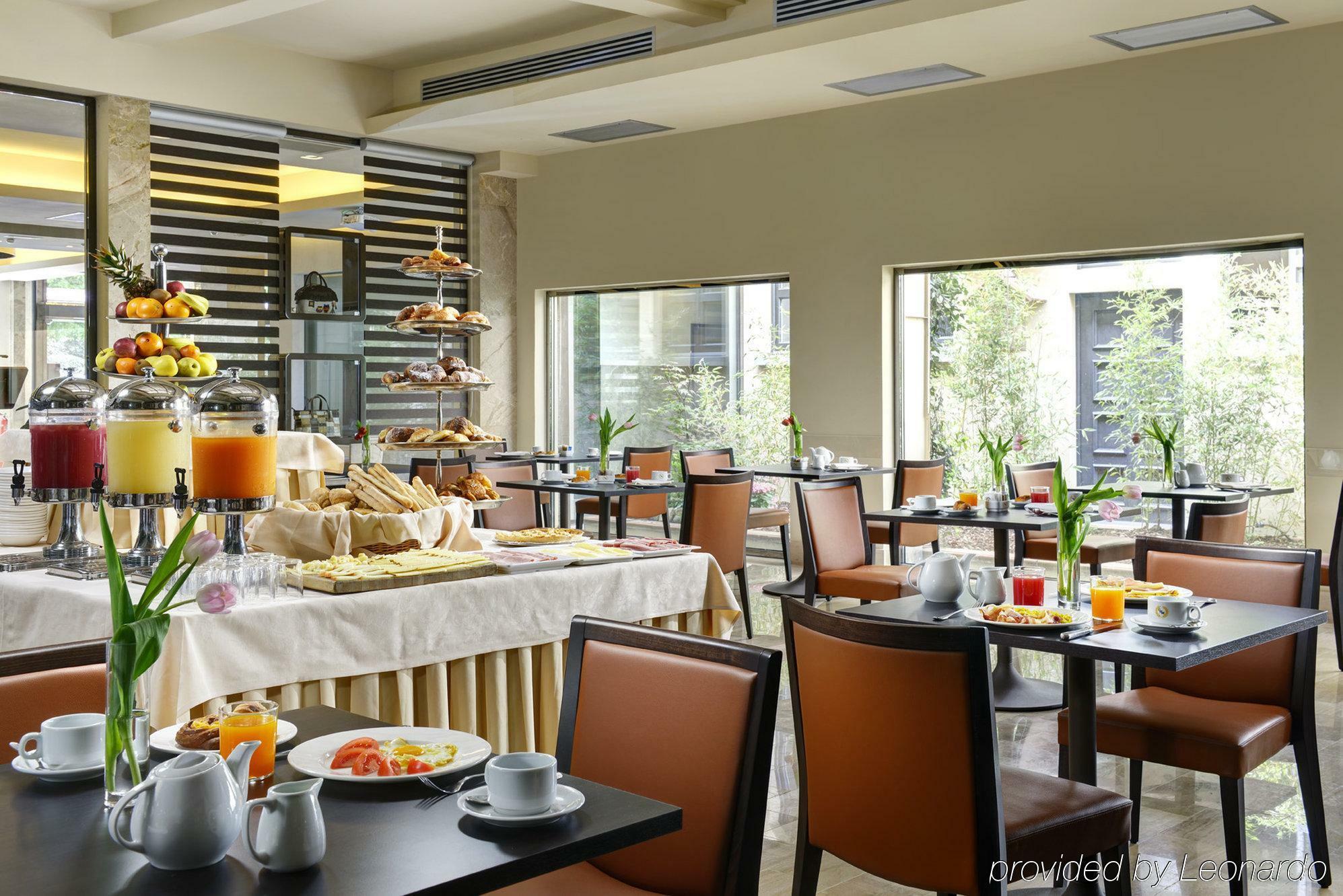 Hotel Ibis Milano Malpensa Cardano Al Campo Esterno foto